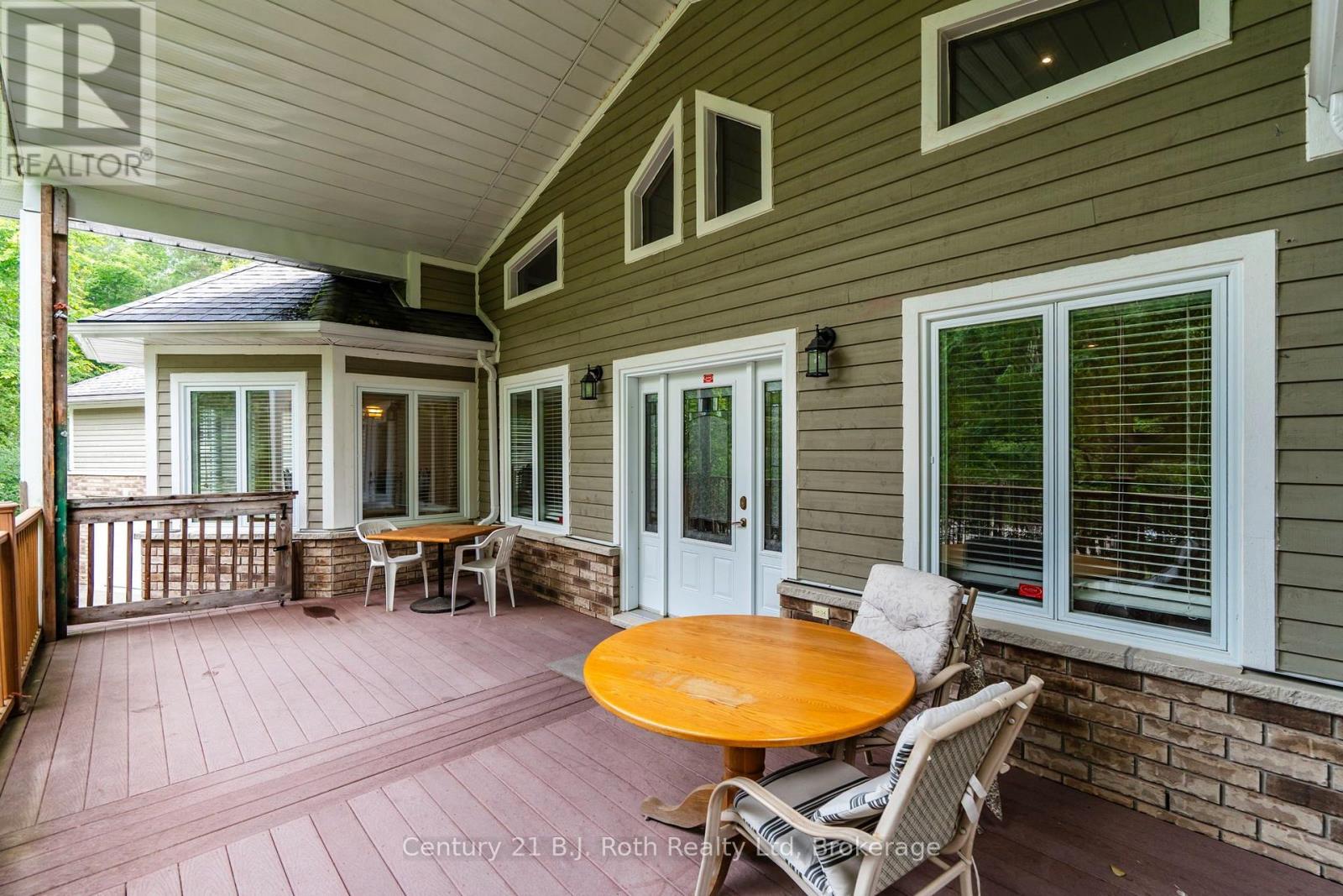 11 Rue Karola Road Property Photo 4