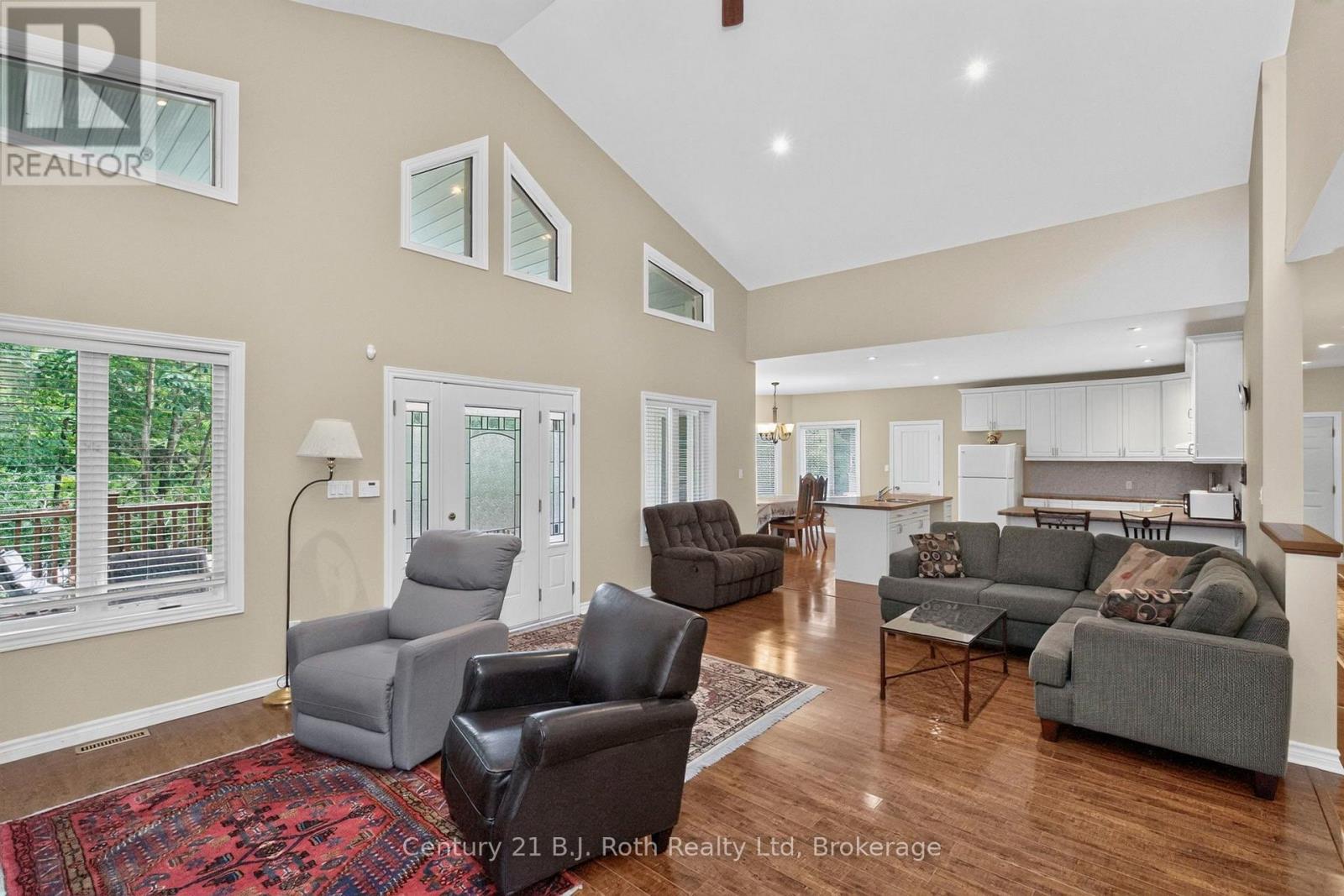 11 Rue Karola Road Property Photo 7