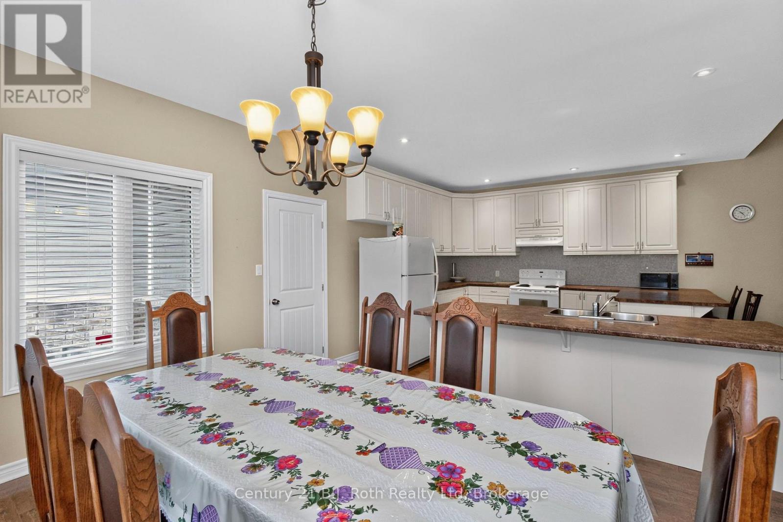 11 Rue Karola Road Property Photo 12
