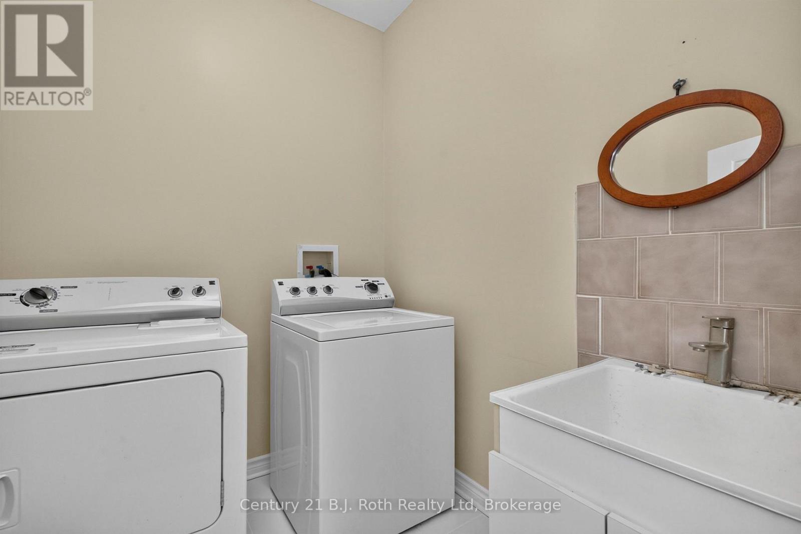 11 Rue Karola Road Property Photo 33