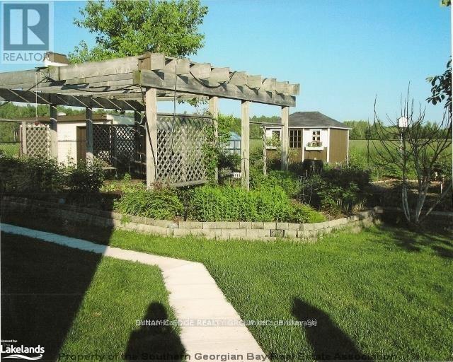159 Balm Beach Road E Property Photo 4