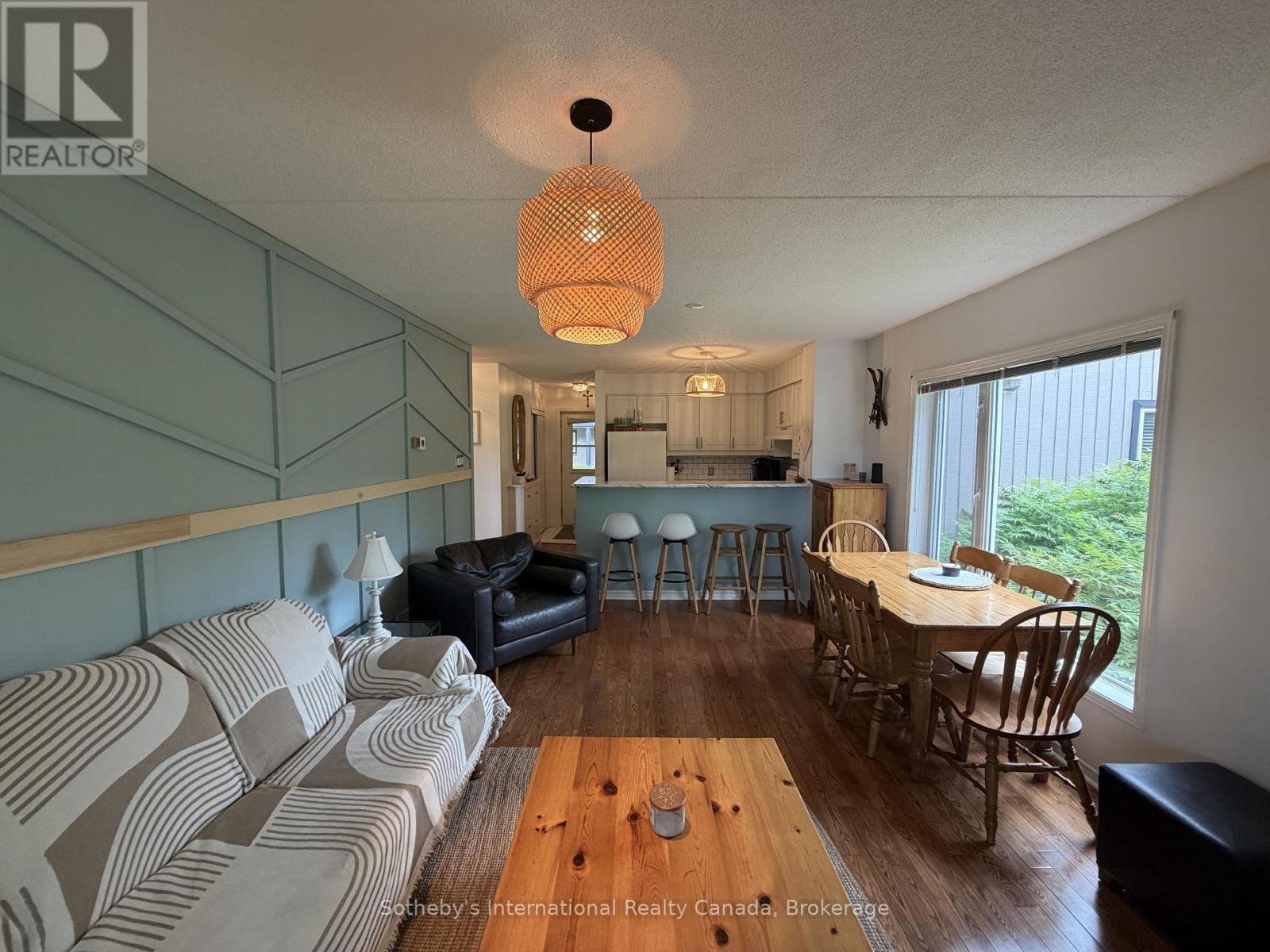 329 Mariners Way Property Photo 6