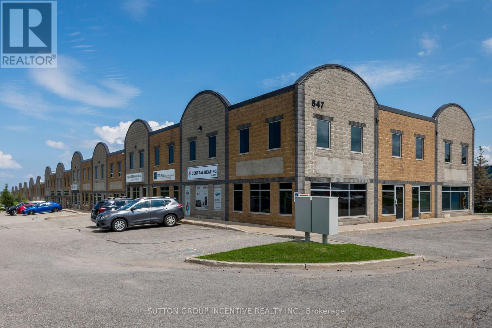 9 - 647 Welham Road Property Photo 1