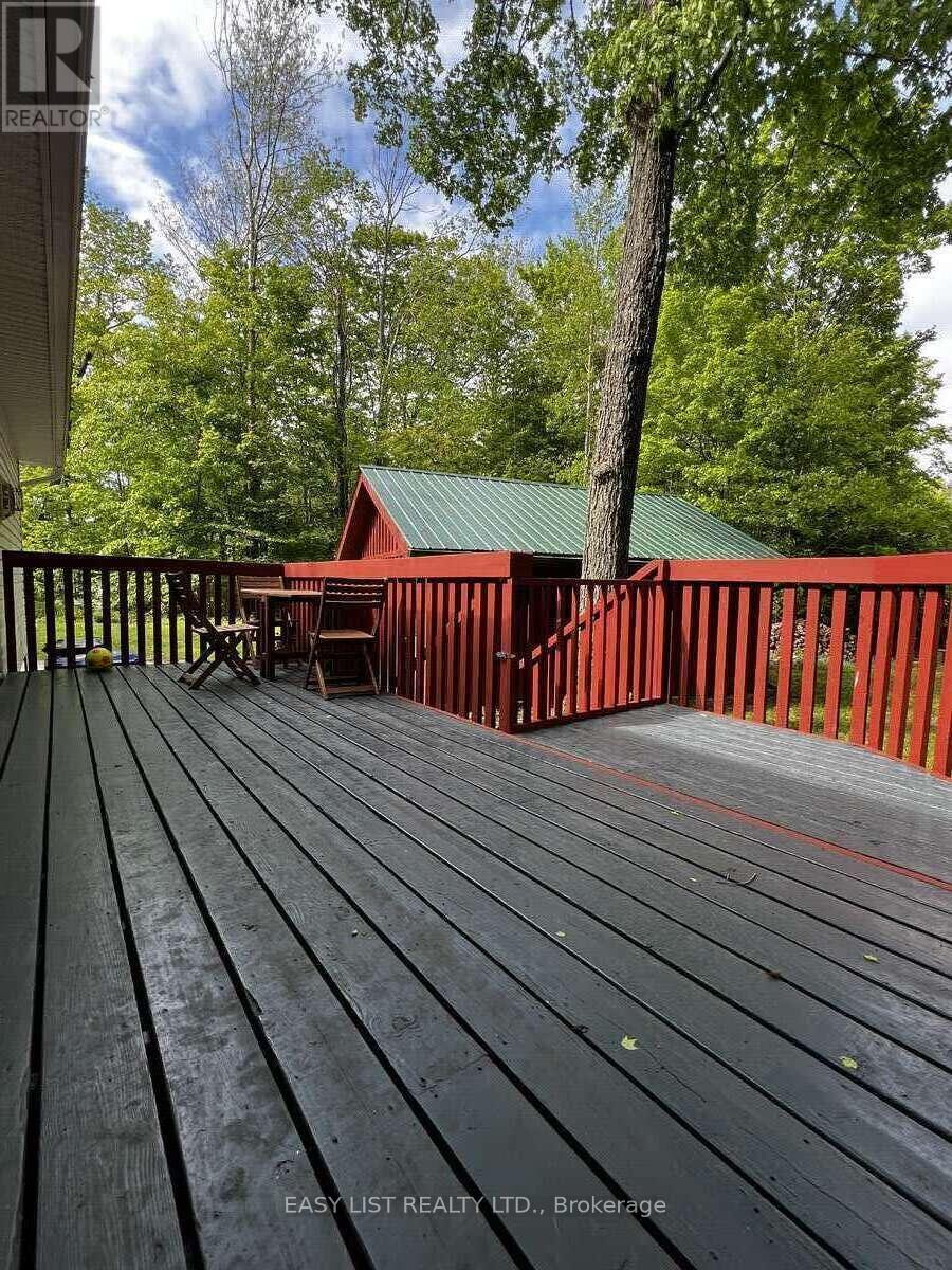 2135 Champlain Road Property Photo 23