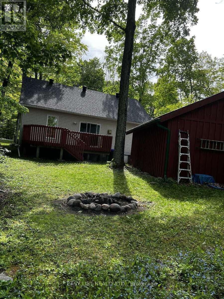 2135 Champlain Road Property Photo 27