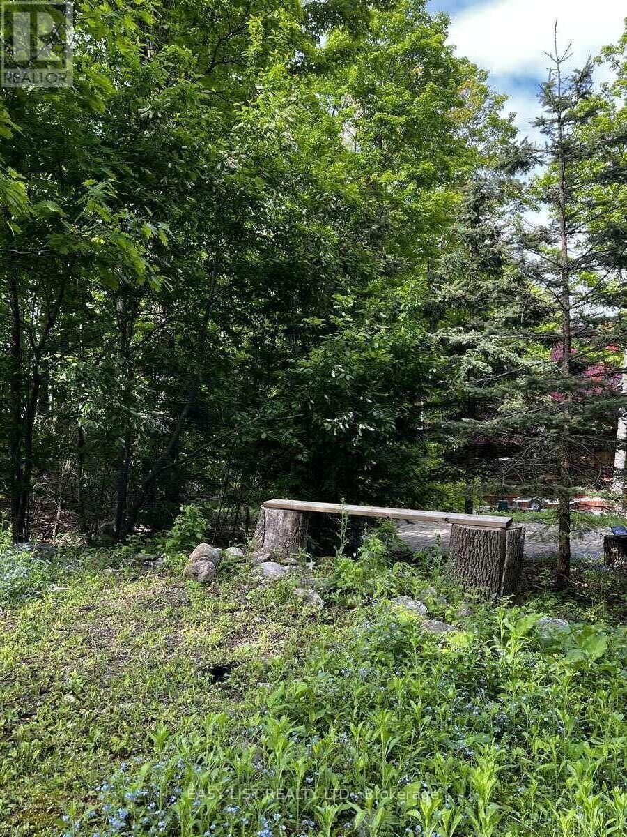 2135 Champlain Road Property Photo 28