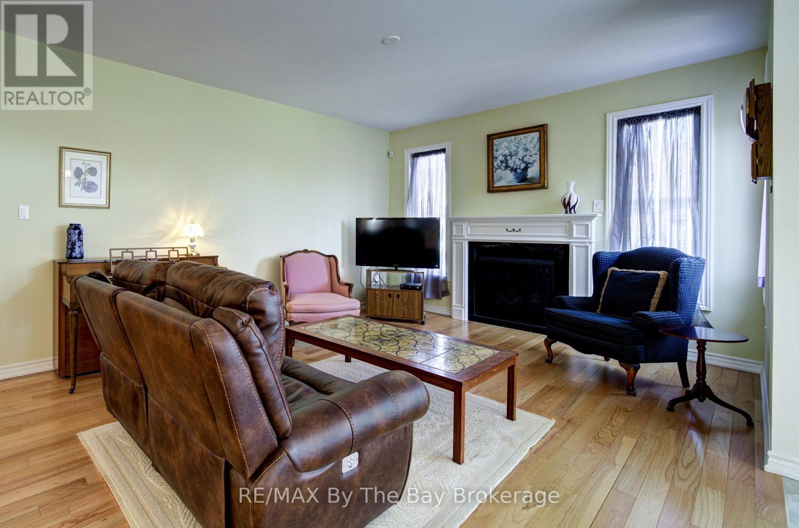 30 Allegra Drive Property Photo 16