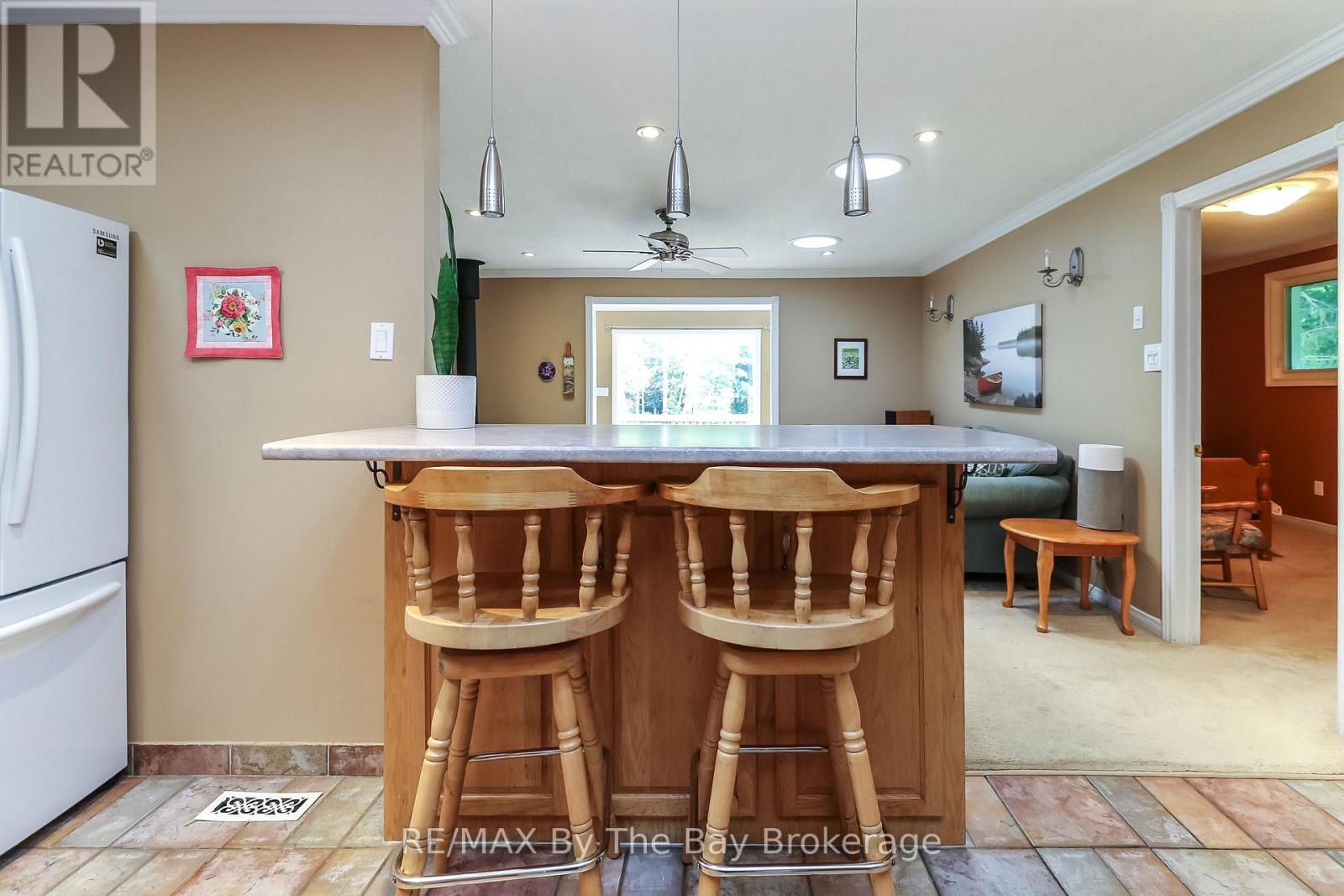 116 Stroud Crescent Property Photo 7