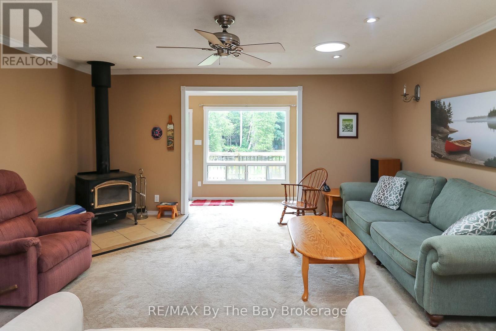 116 Stroud Crescent Property Photo 9