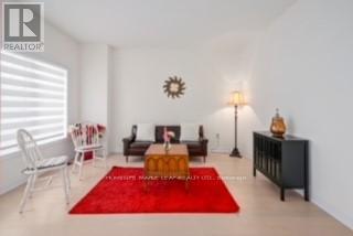 216 Warden Street Property Photo 5