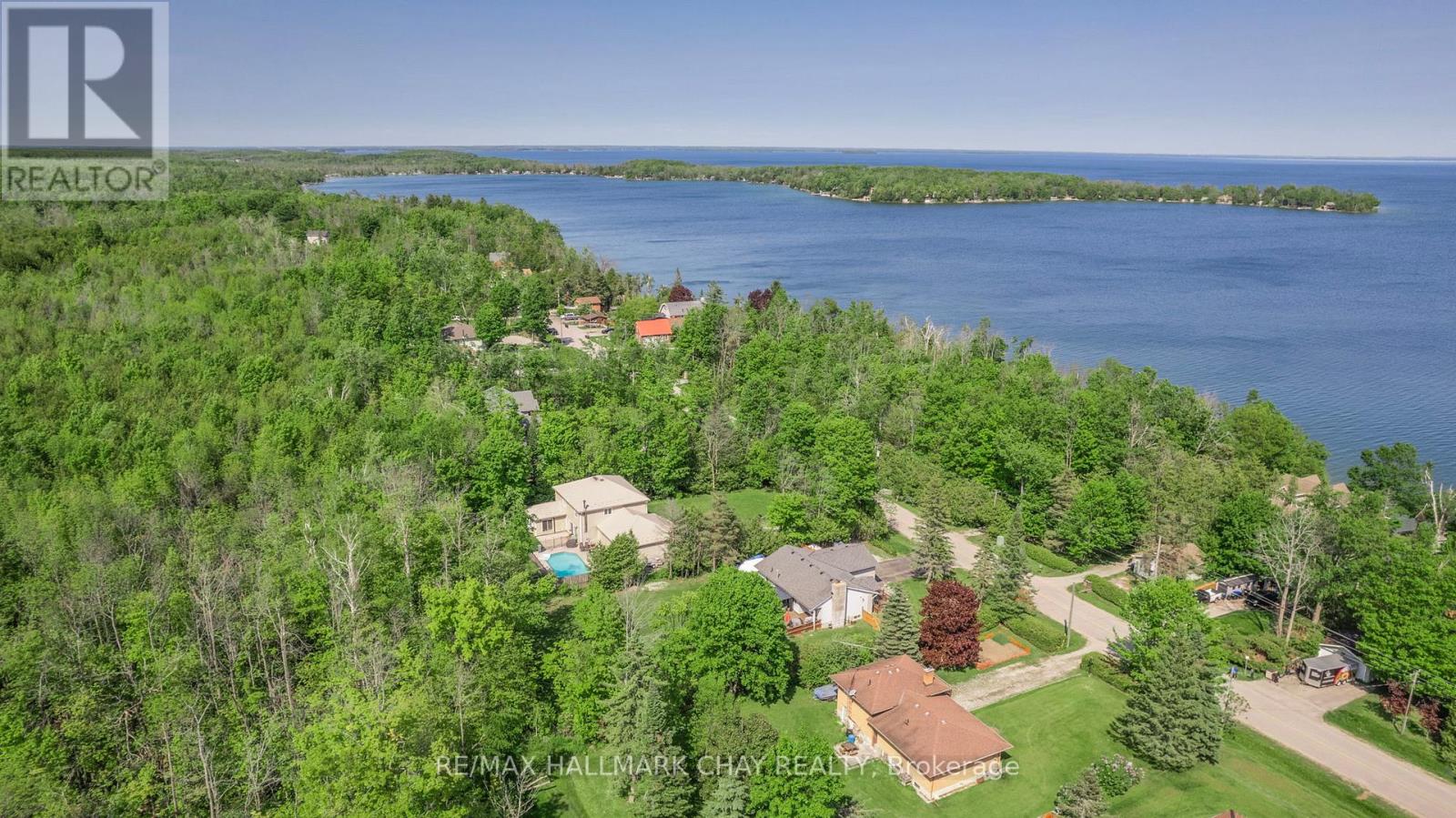 2330 Lakeshore Road E Property Photo 5