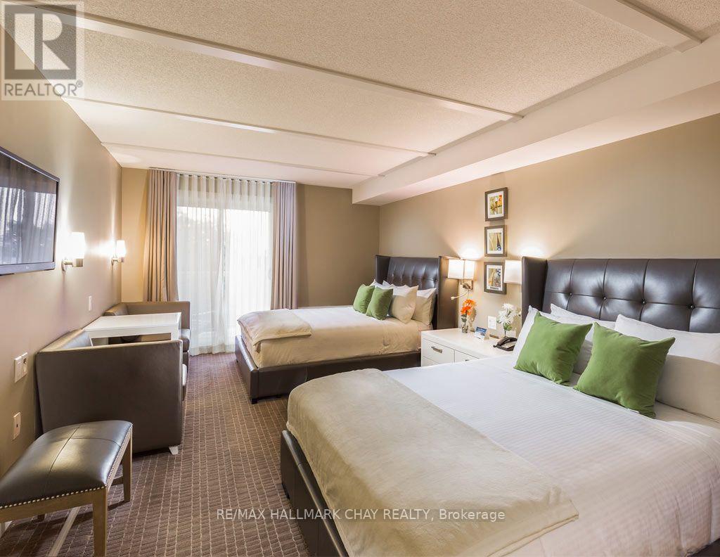 6412/14 - 9 Harbour Street E Property Photo 8
