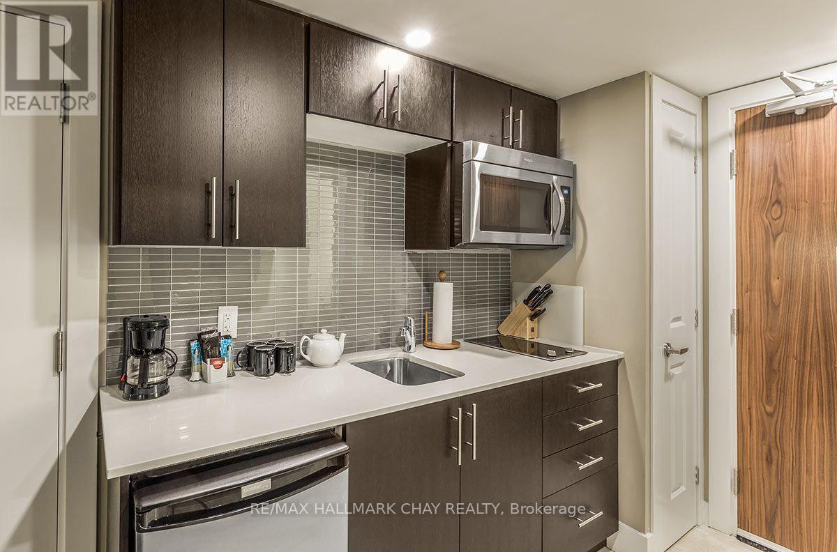 6412/14 - 9 Harbour Street E Property Photo 9
