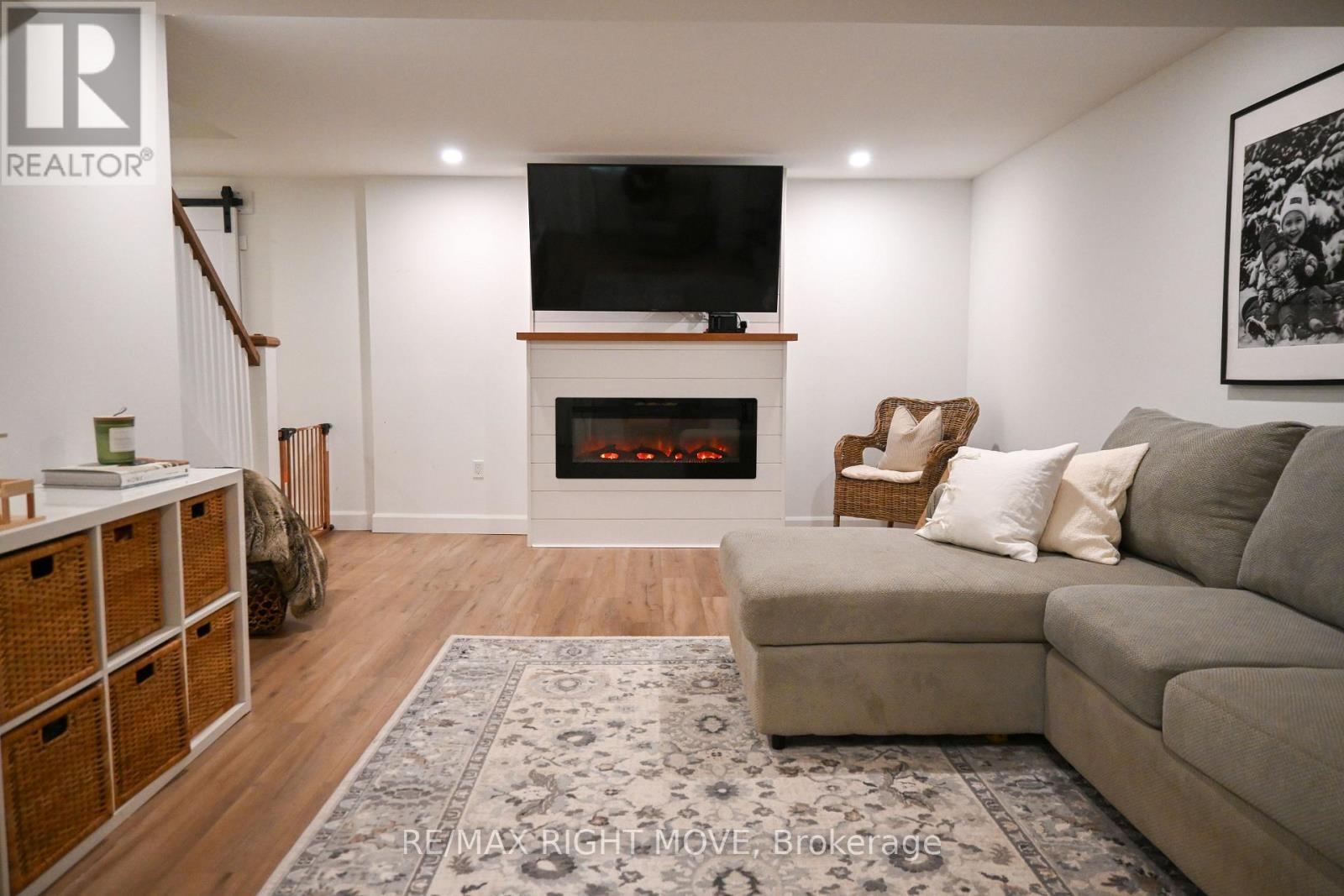 4287 Huronia Road Property Photo 22