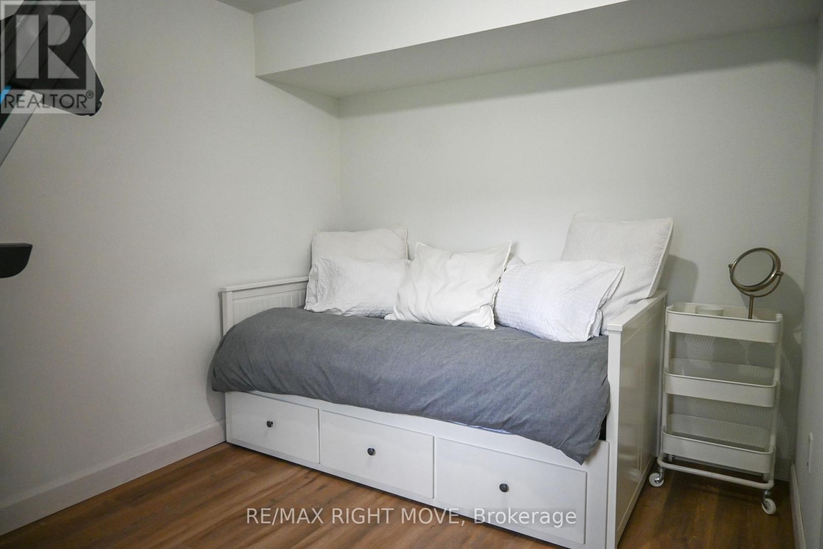 4287 Huronia Road Property Photo 26