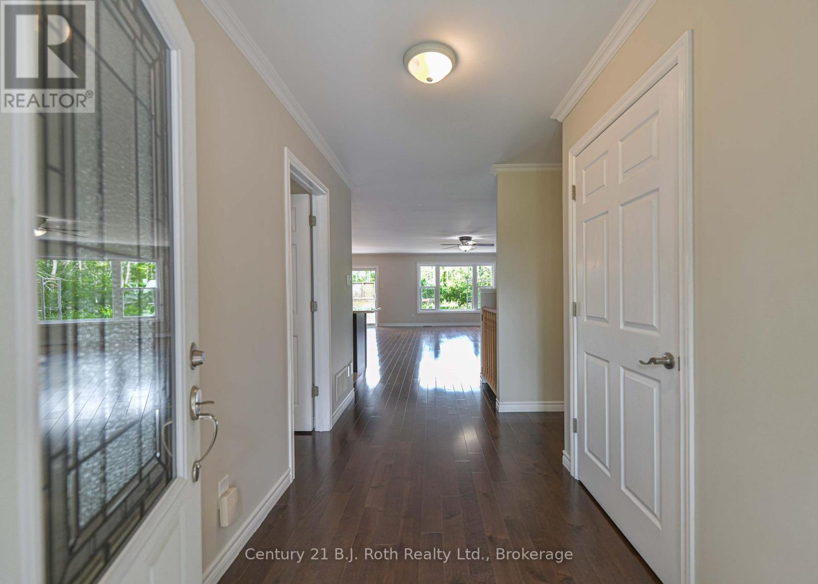 65 Courtland Street Property Photo 8