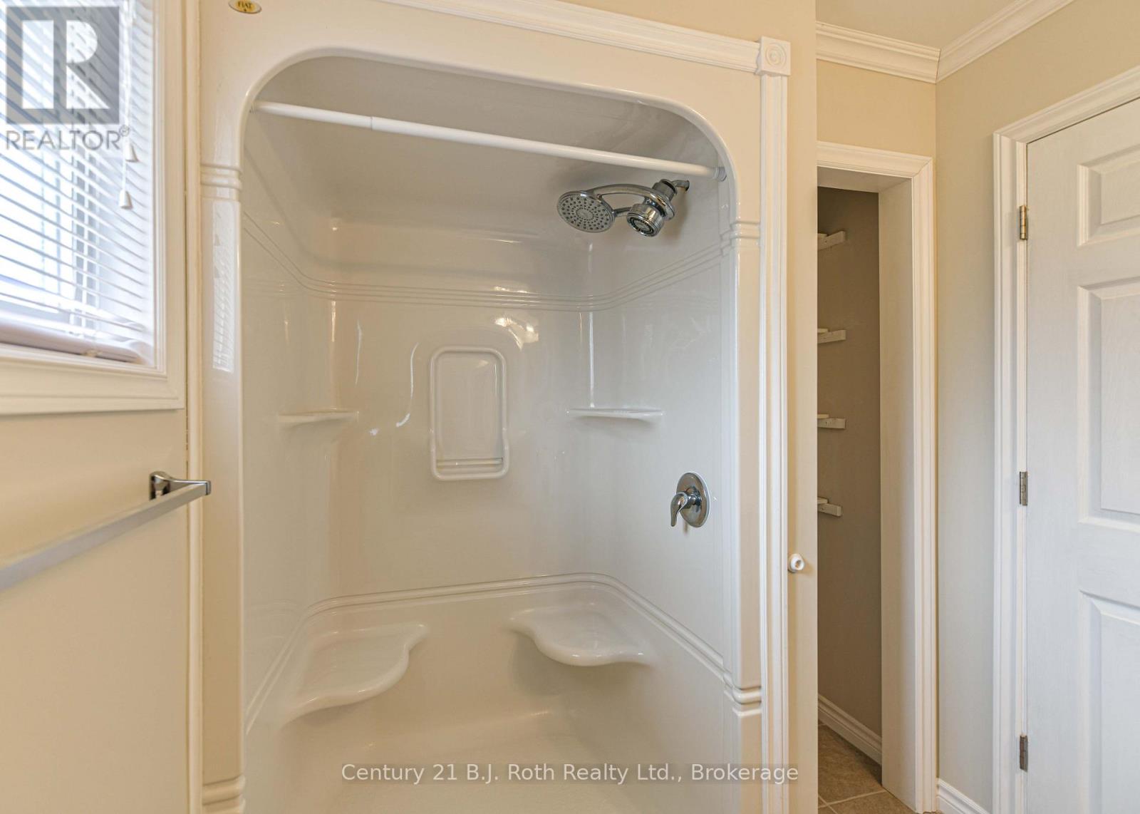 65 Courtland Street Property Photo 35
