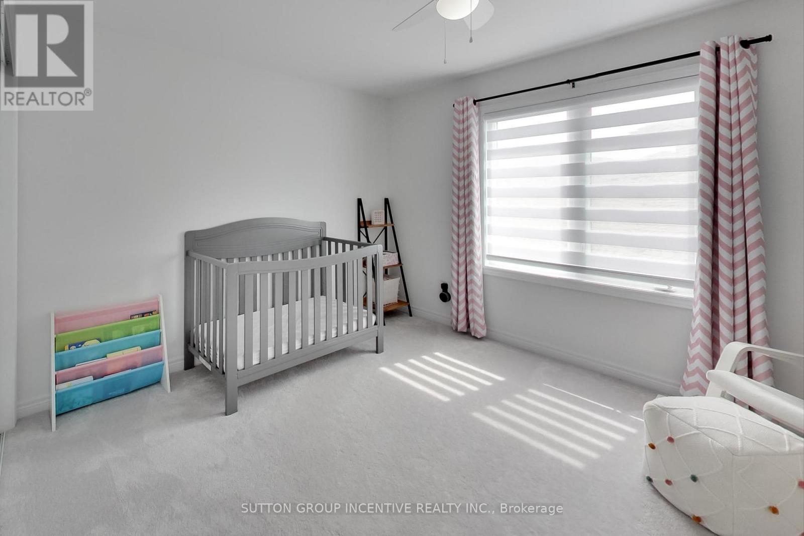 13 Abbey Crescent Property Photo 28
