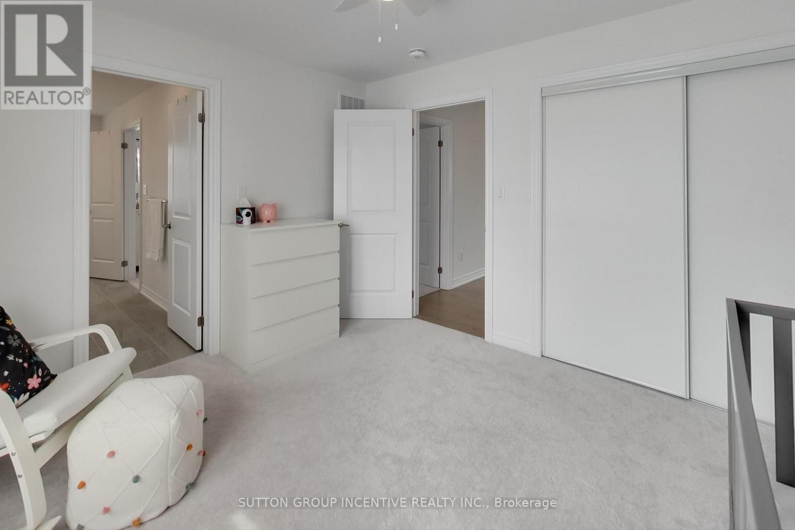 13 Abbey Crescent Property Photo 29