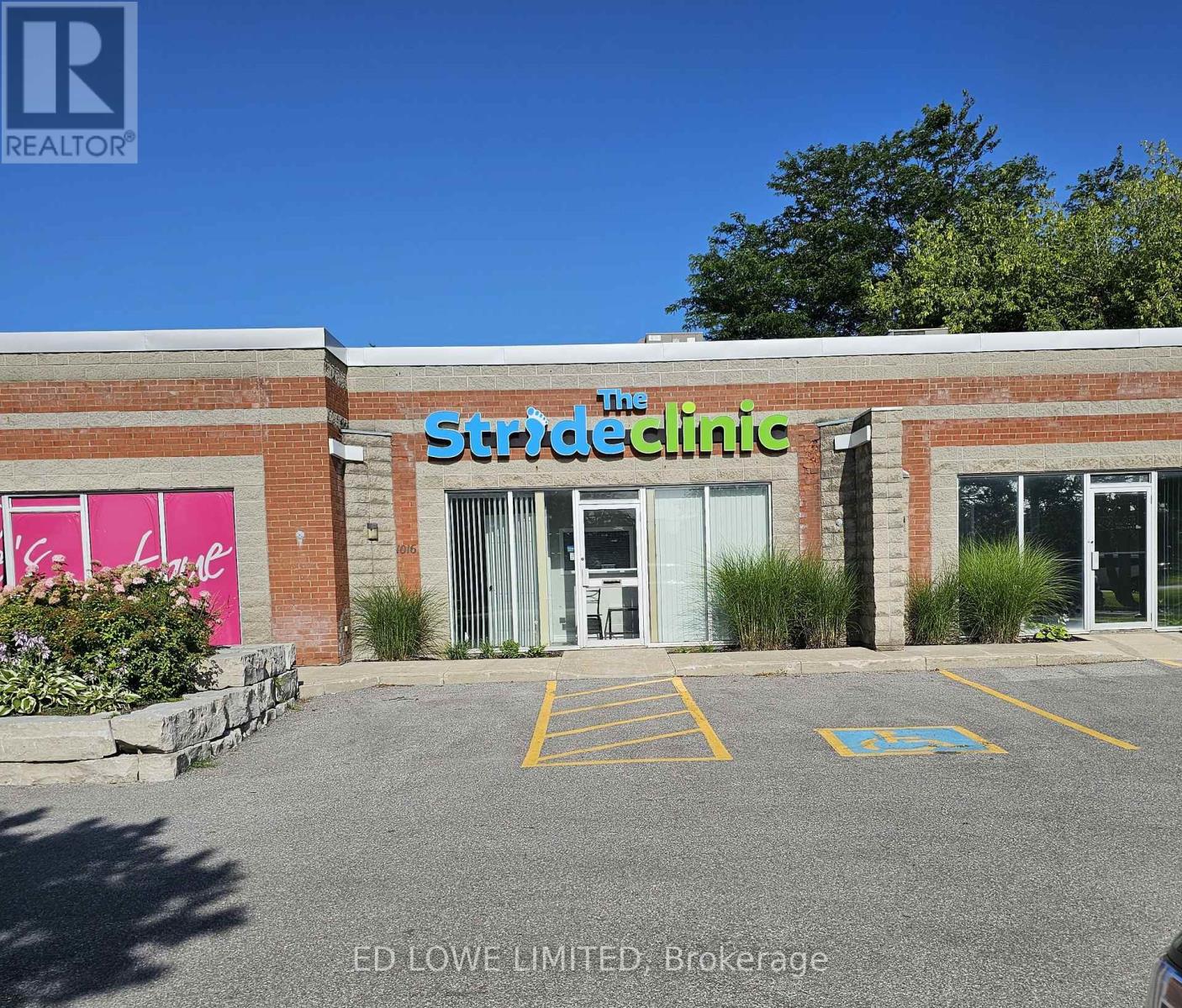 1016 - 74 CEDAR POINTE DRIVE Property Photo 1