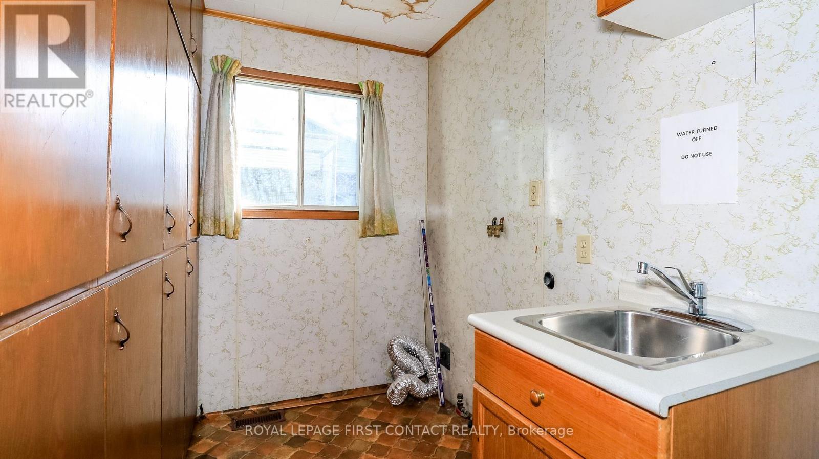 21 Sunnidale Road Property Photo 33