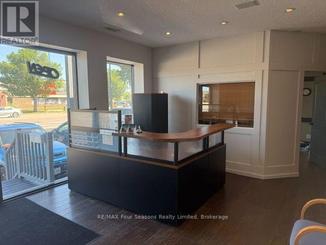Unit #1 - 150 First Street Property Photo 3
