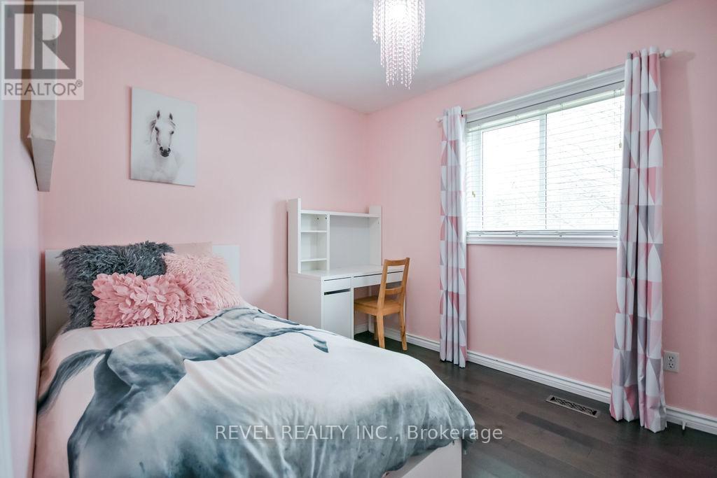 16 Sumac Crescent Property Photo 26