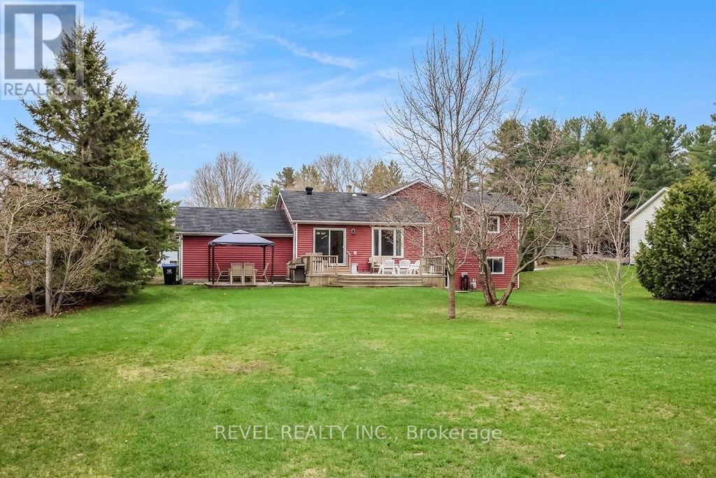 16 Sumac Crescent Property Photo 43
