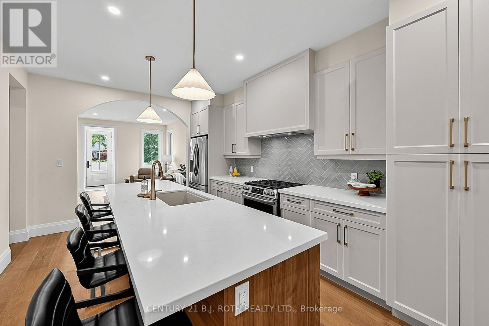 75 Vancouver Street Property Photo 11