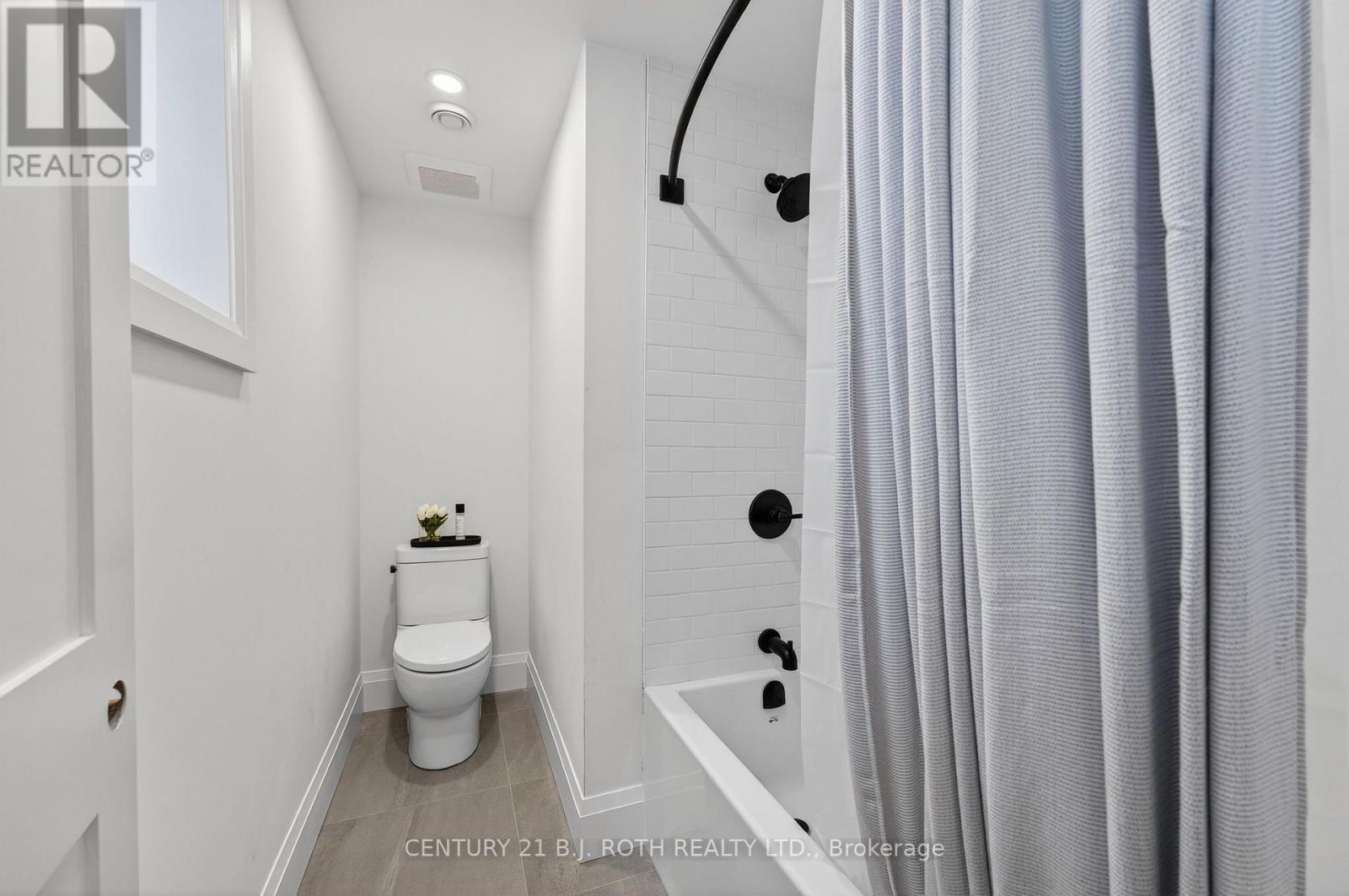 75 Vancouver Street Property Photo 33