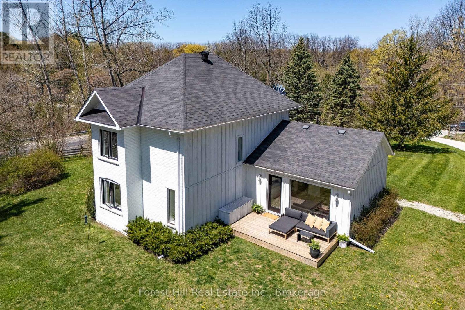 7599 36/37 Nottawasaga Side Road E Property Photo 4