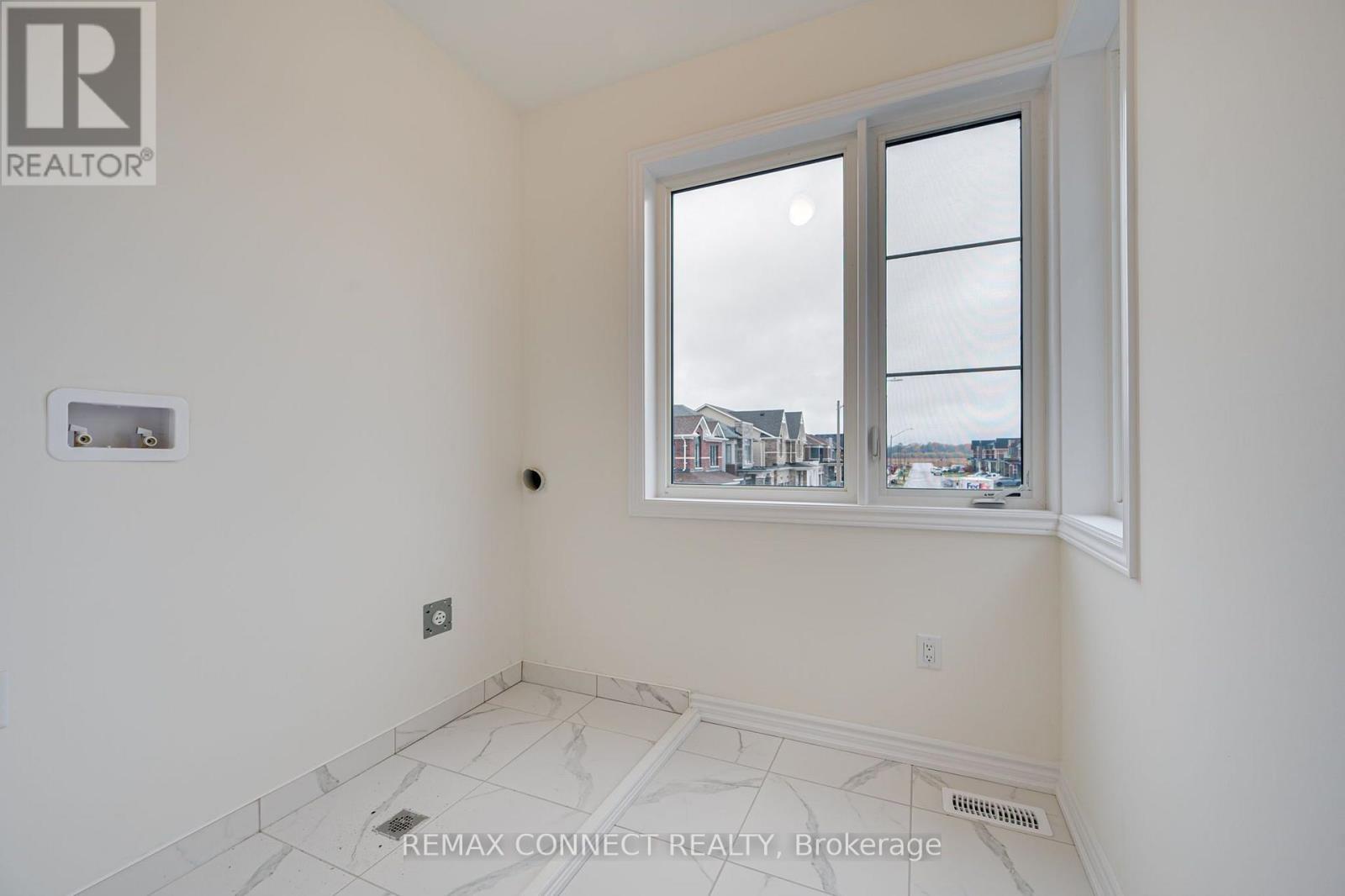 146 Nottingham Road N Property Photo 11