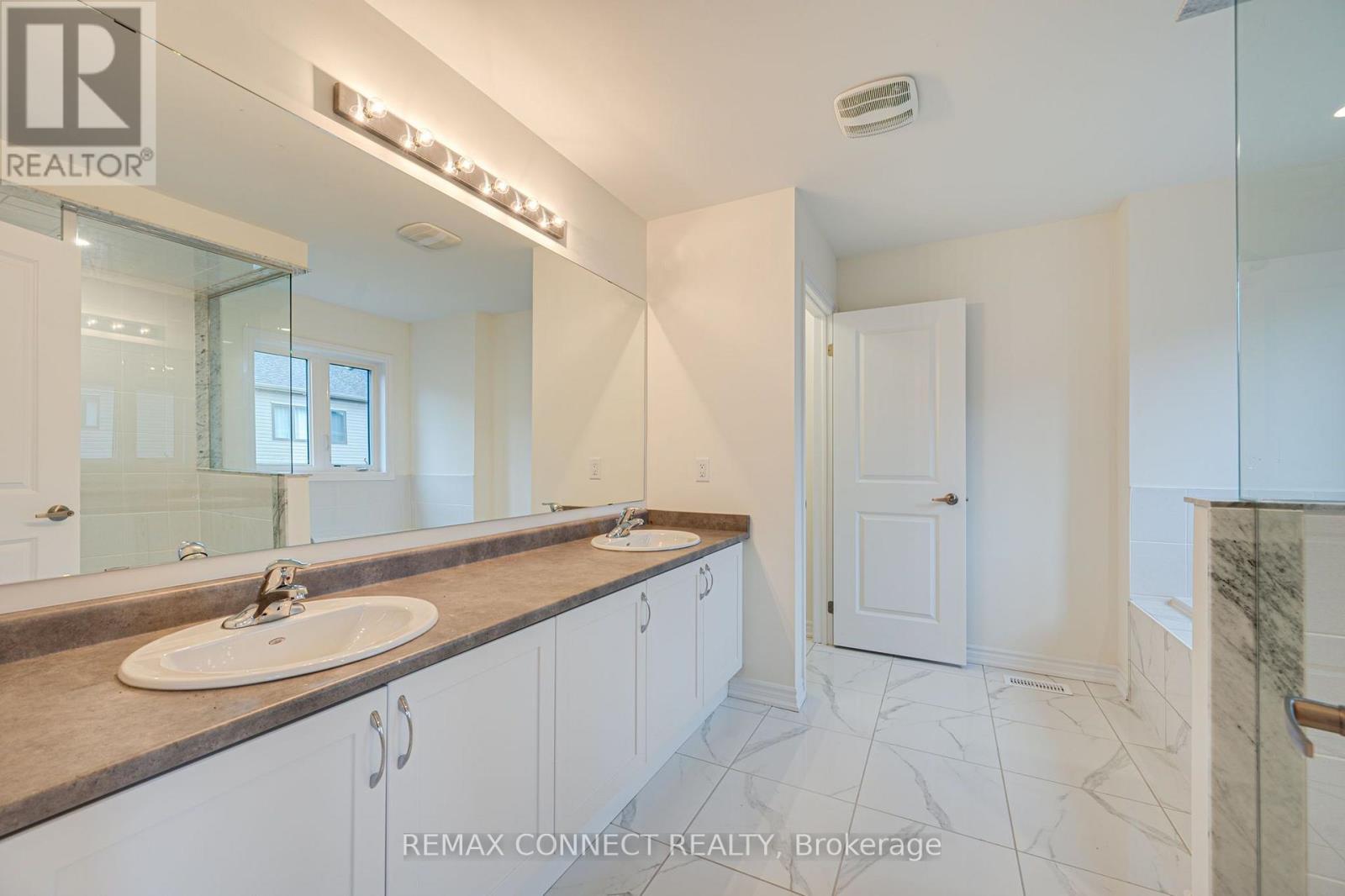 146 Nottingham Road N Property Photo 23