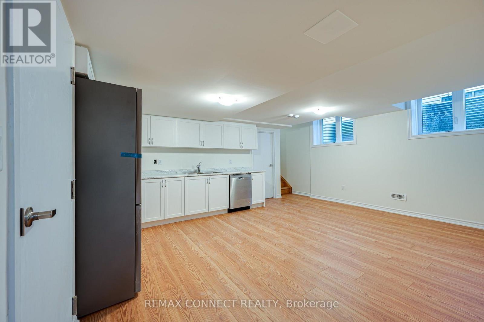 146 Nottingham Road N Property Photo 29
