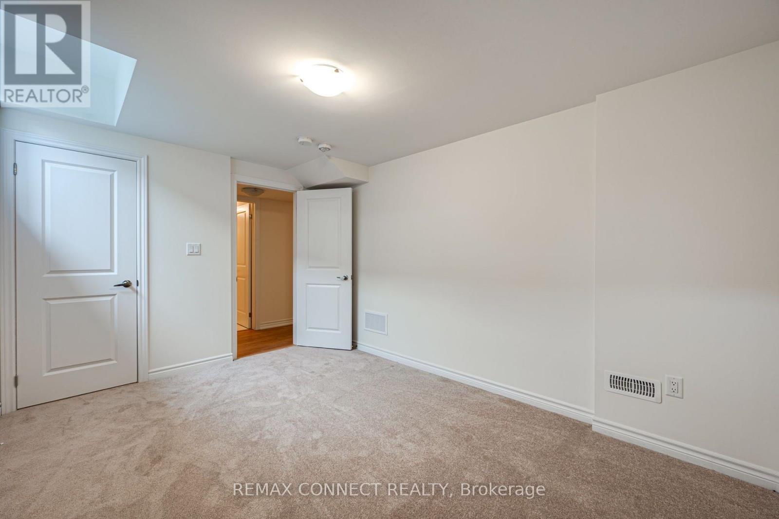 146 Nottingham Road N Property Photo 32