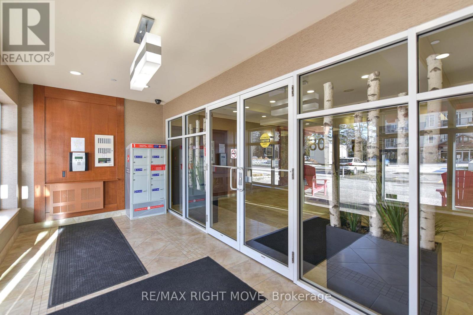 605 - 80 Orchard Point Road Property Photo 4
