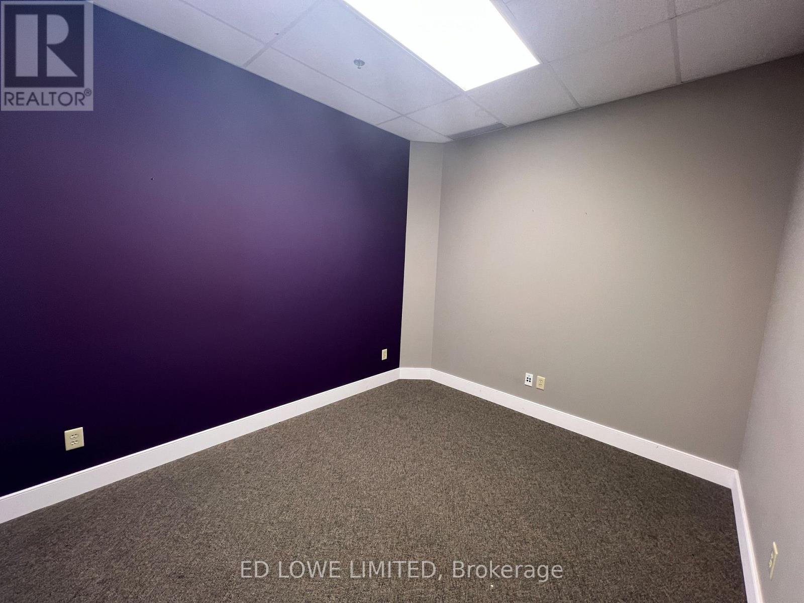 Ll 8 - 5 Quarry Ridge Road Property Photo 8