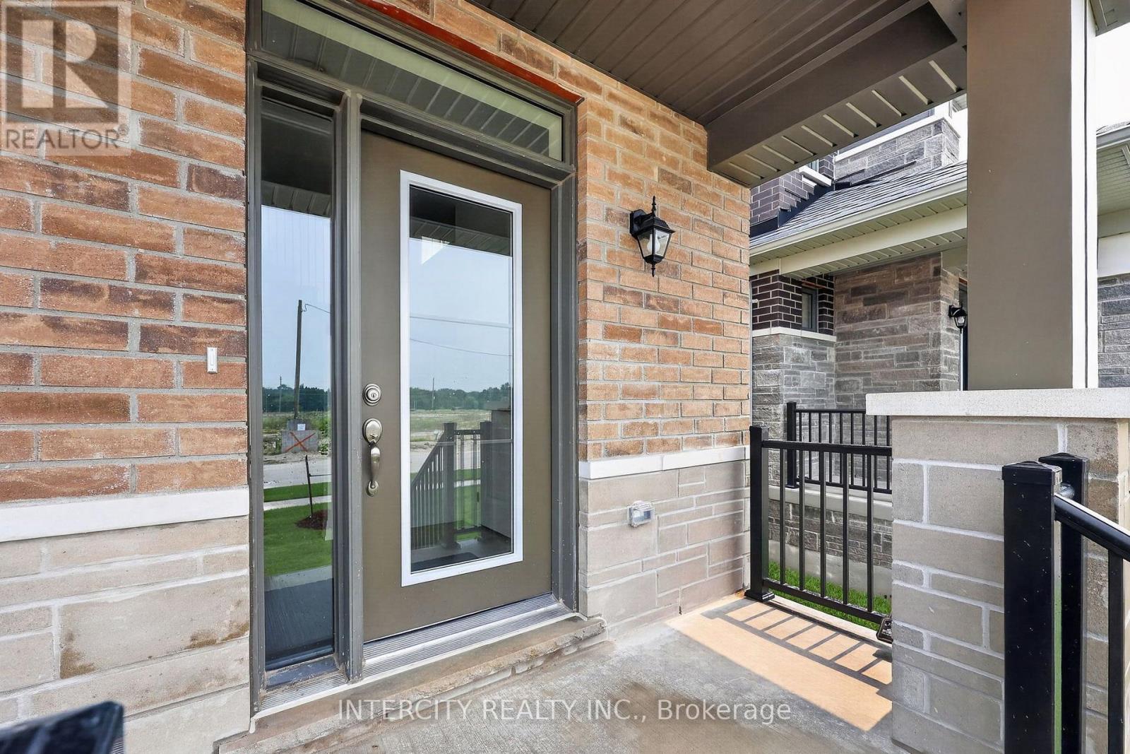 18 Legacy Circle Property Photo 7