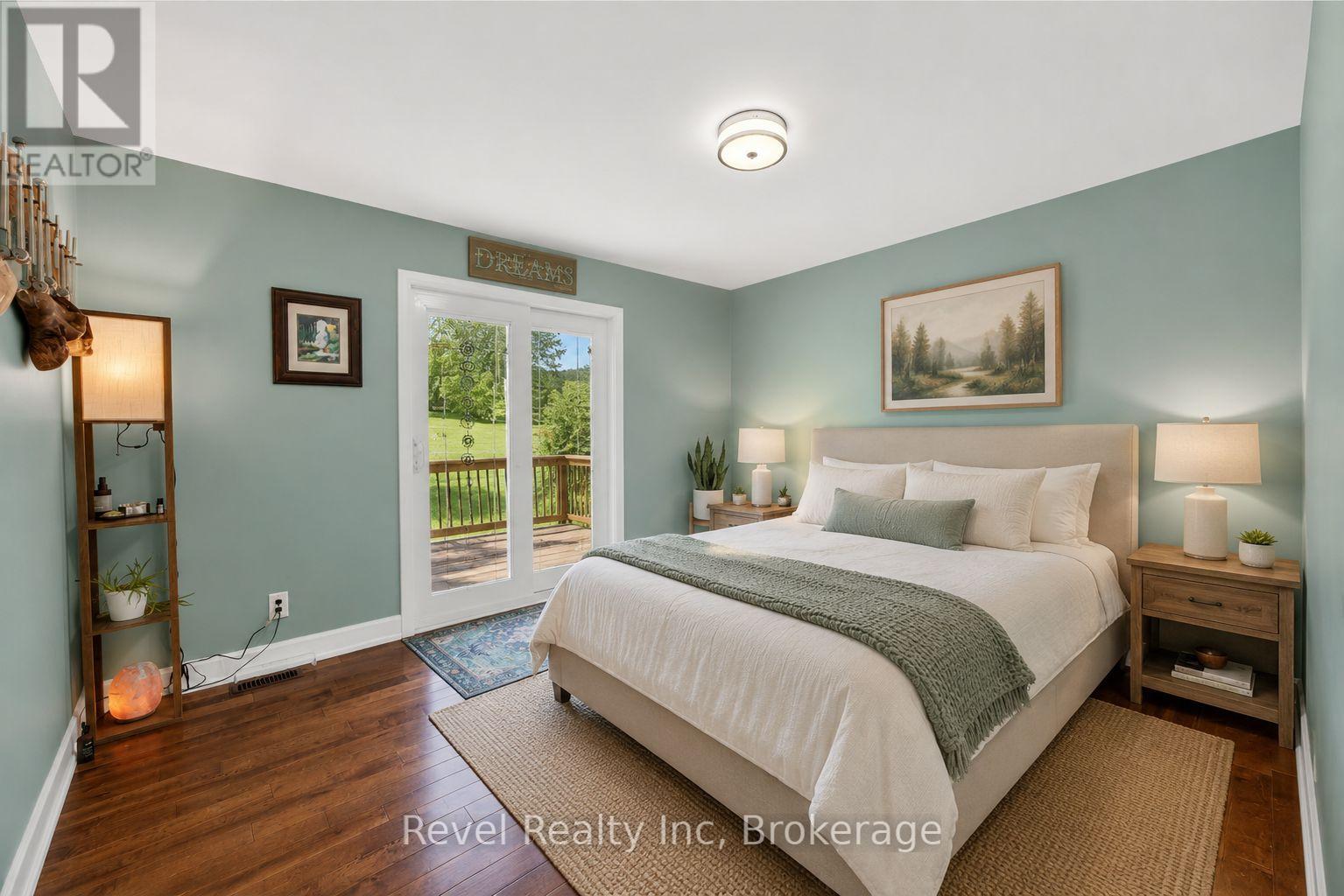 2391 Rumney Road Property Photo 12