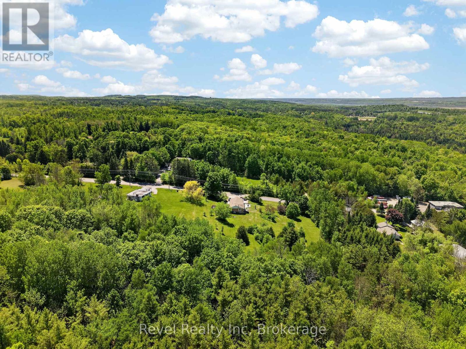 2391 Rumney Road Property Photo 30