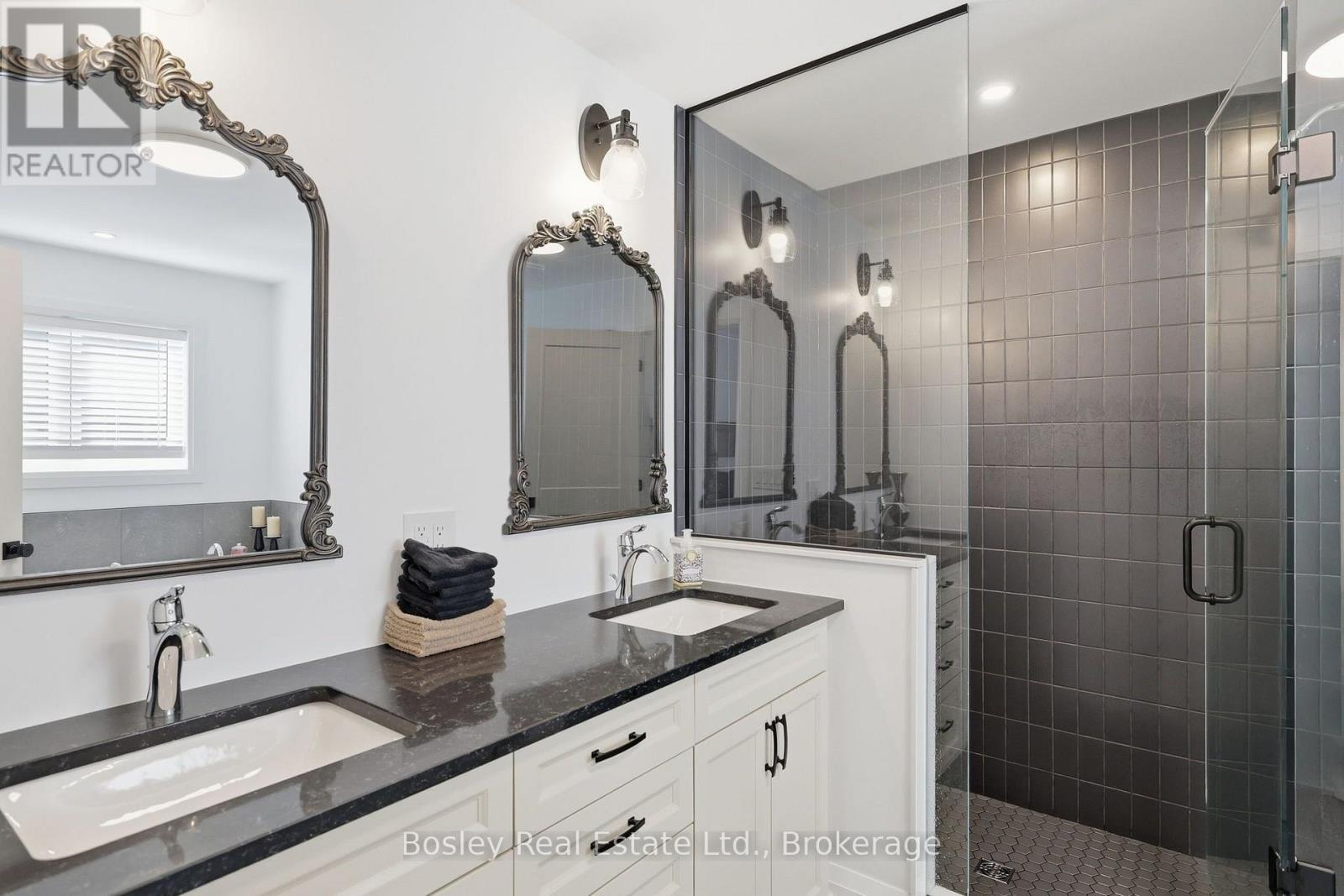 15 Private Mckay Drive Property Photo 28