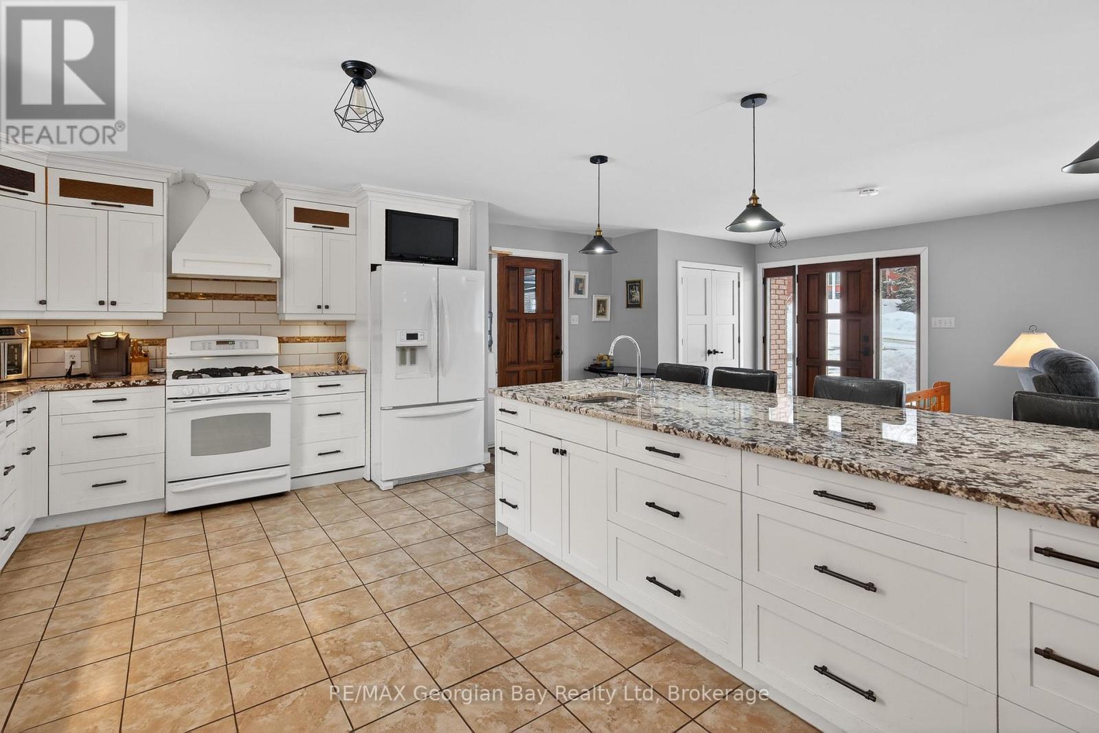 63 Lepage Drive Property Photo 10