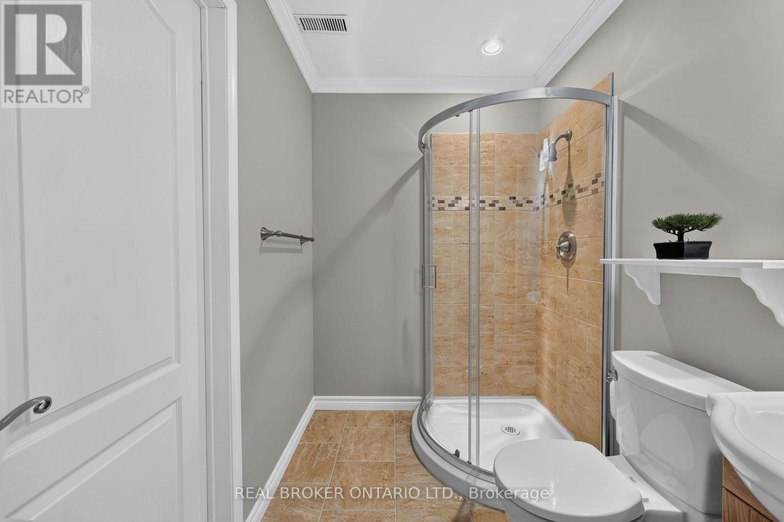 35 Bloom Crescent Property Photo 25
