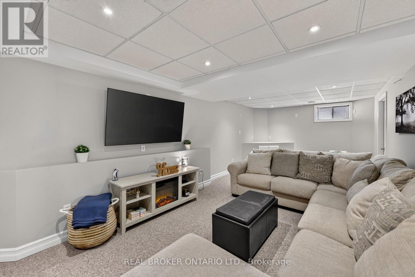 35 Bloom Crescent Property Photo 28