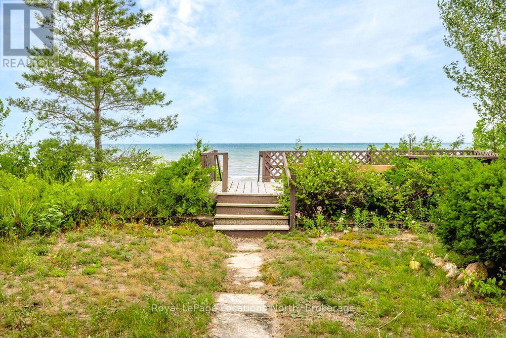 1864 Shore Lane Property Photo 16