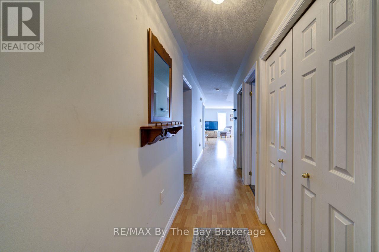 6 Illinois Crescent Property Photo 8
