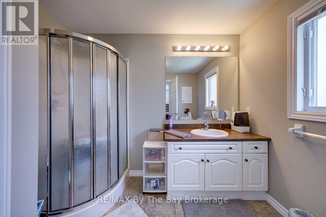 6 Illinois Crescent Property Photo 20