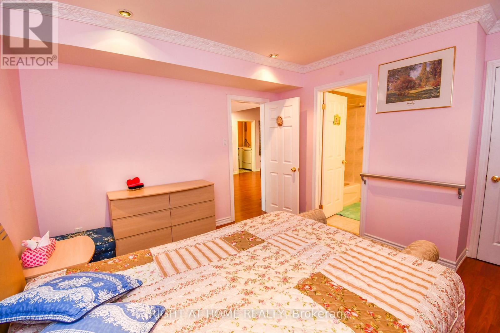 11 Thackeray Crescent Property Photo 35