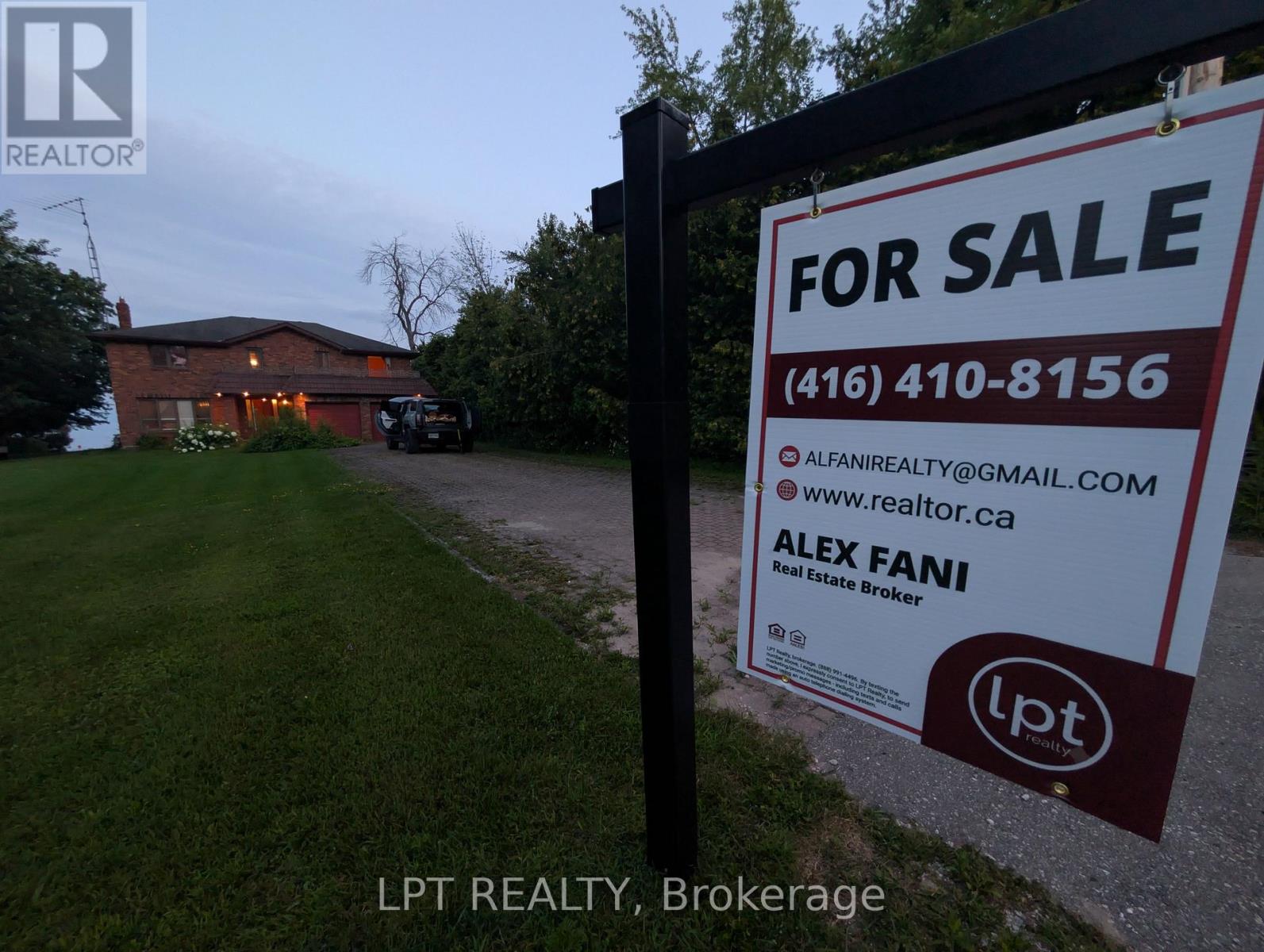 47 Parkside Drive Property Photo 8