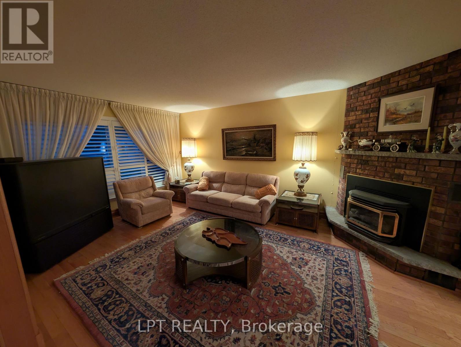 47 Parkside Drive Property Photo 10